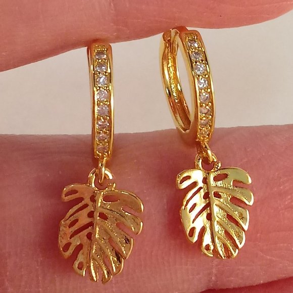 18K Yellow Gold Plated Diamond Zircon Carved Leaf Dangle Earrings Party Gift - Picture 4 of 5